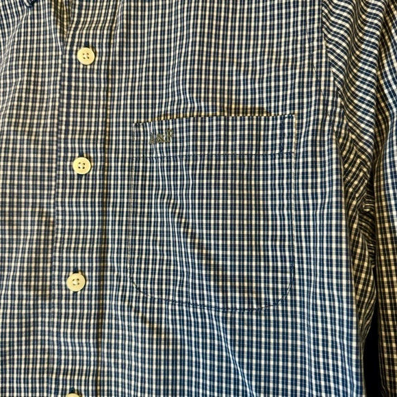 A&F 💪 Muscle Fit LS Woven Shirt - Picture 2 of 7